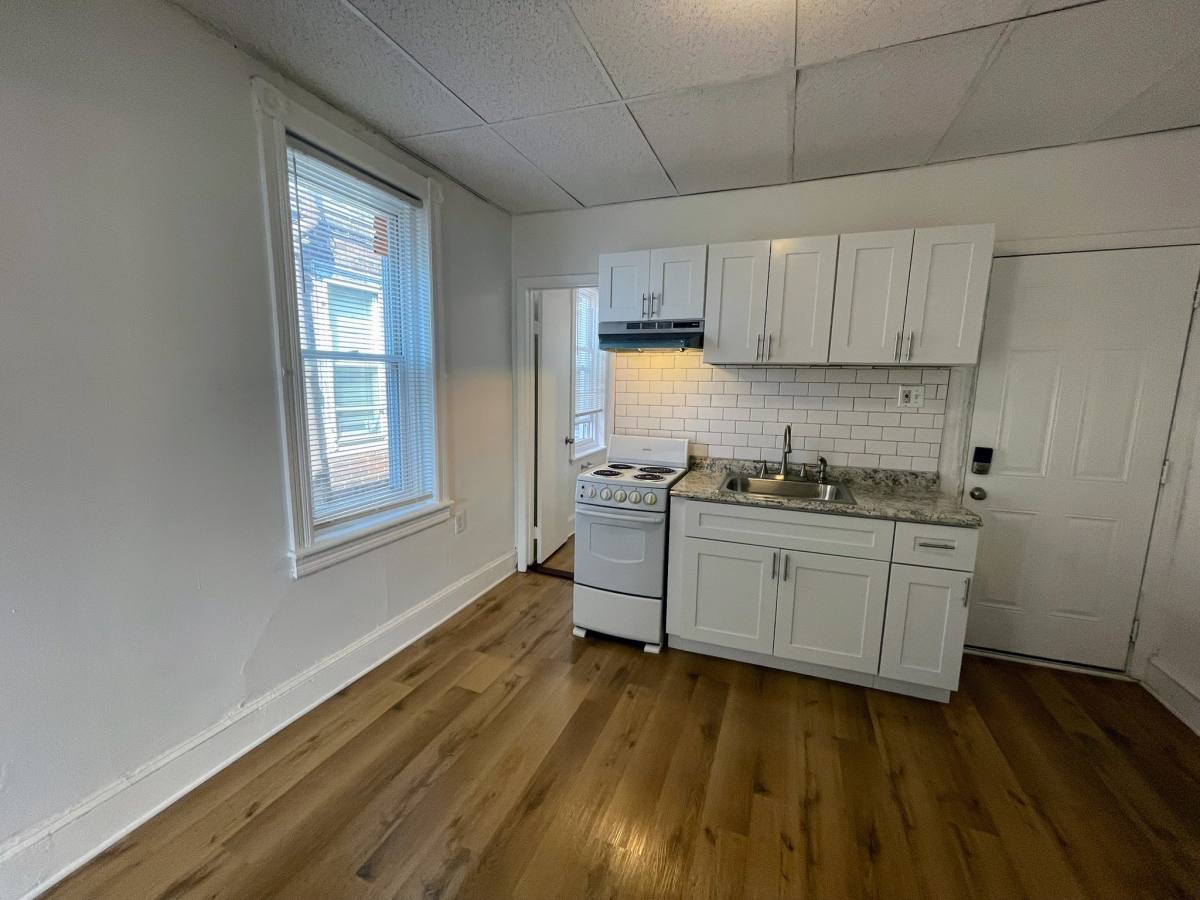 Apartment for rent at 3440 Old York Rd #3R, Philadelphia, PA 19140