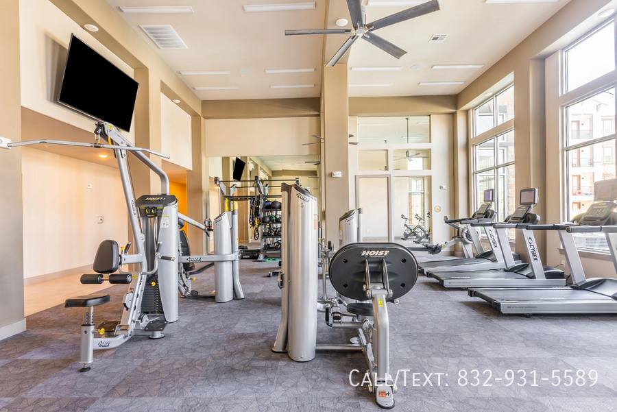 Apartment for rent at 1576 Westborough Dr #RW1, Katy, TX 77449