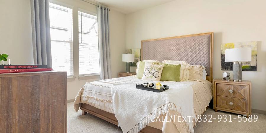 Apartment for rent at 1576 Westborough Dr #RW1, Katy, TX 77449