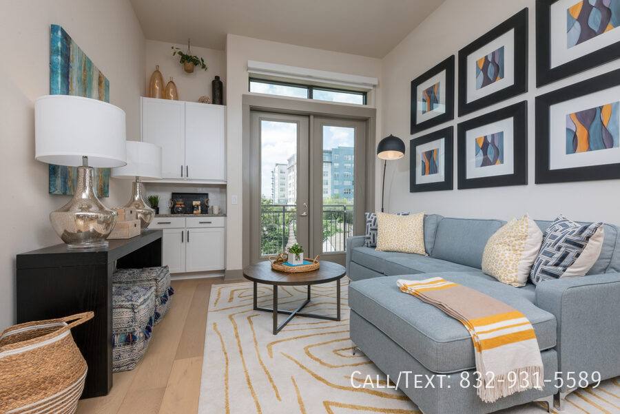 Apartment for rent at 701 Cohn St #AM1, Houston, TX 77007
