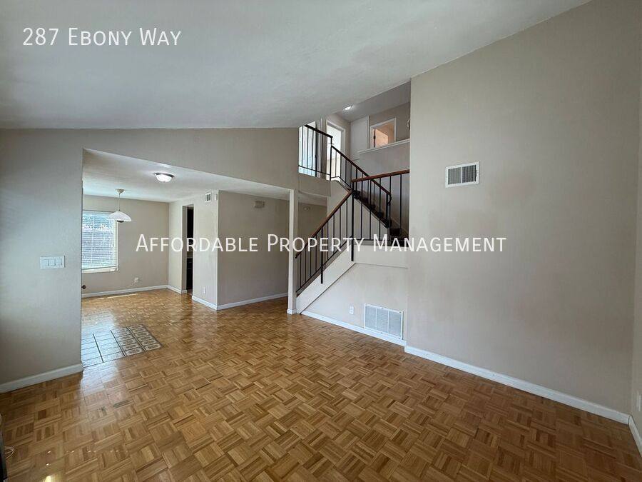 House for rent at 287 Ebony Way, Hayward, CA 94544