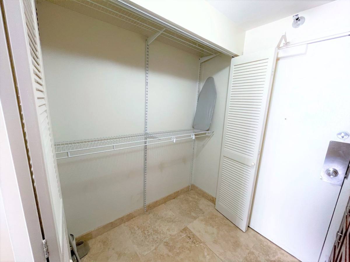 Apartment for rent at 1700 Ala Moana Blvd, Honolulu, HI 96815