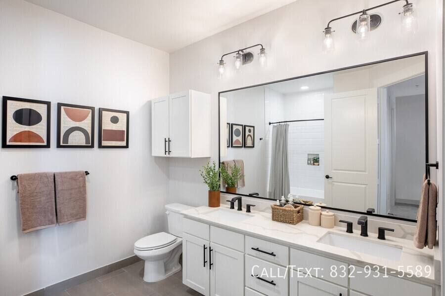 Apartment for rent at 4740 Westheimer Rd #ARO3, Houston, TX 77027
