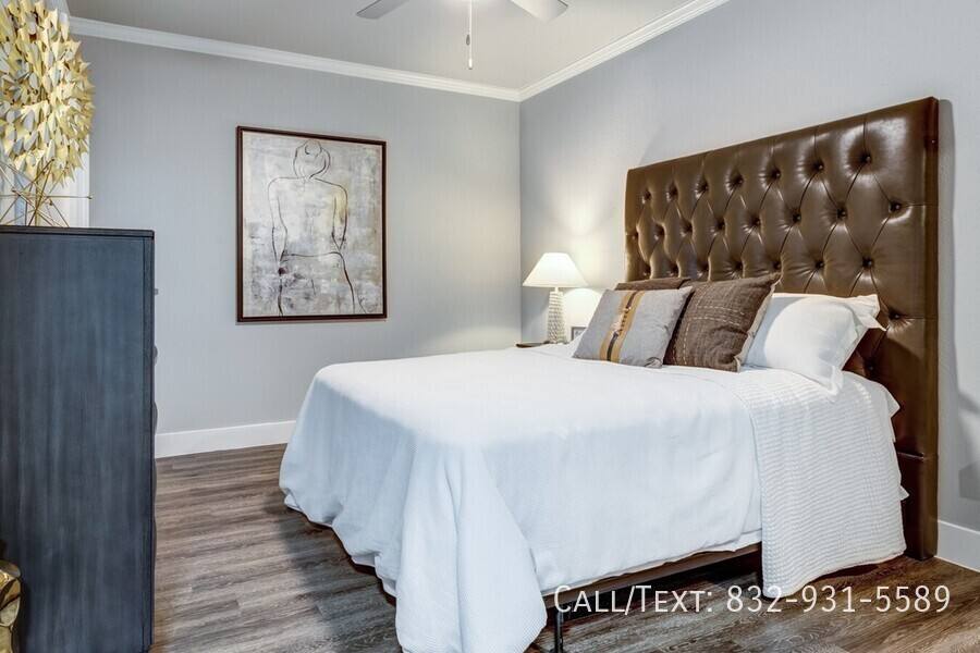 Apartment for rent at 1000 S Braeswood Blvd #MF1, Houston, TX 77096