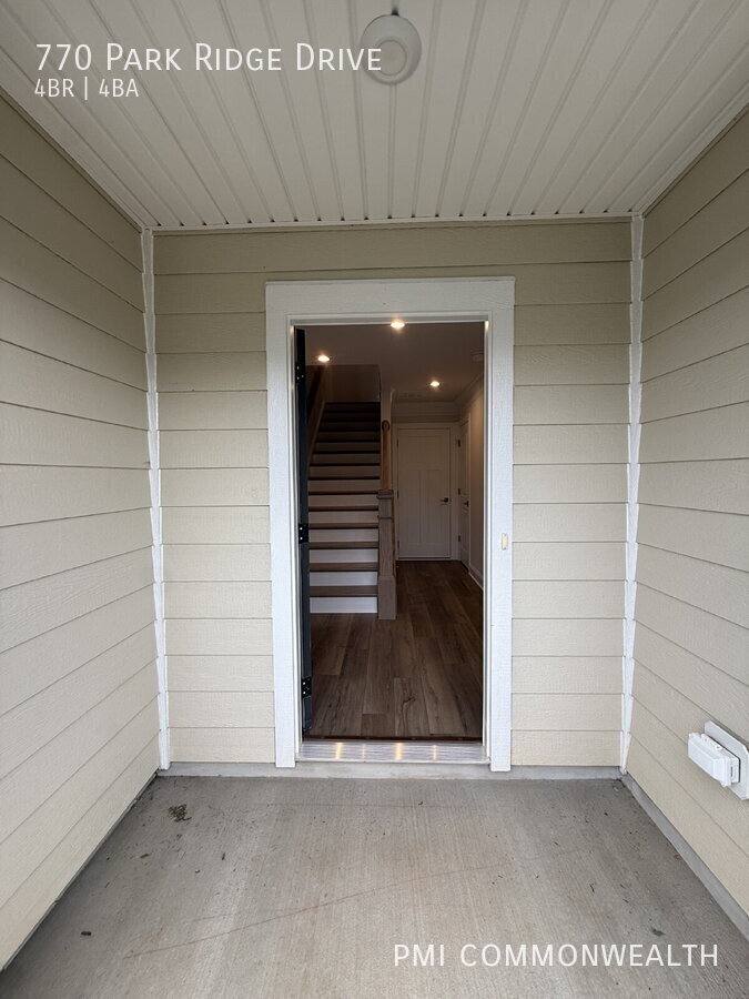 Townhouse for rent at 770 Park Ridge Dr, Crozet, VA 22932