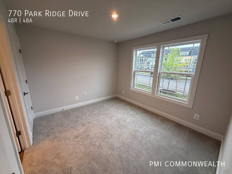 Townhouse for rent at 770 Park Ridge Dr, Crozet, VA 22932
