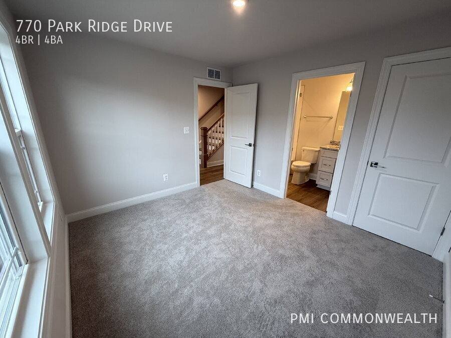 Townhouse for rent at 770 Park Ridge Dr, Crozet, VA 22932