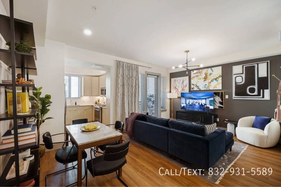Apartment for rent at 5201 San Felipe St #RARH1, Houston, TX 77056