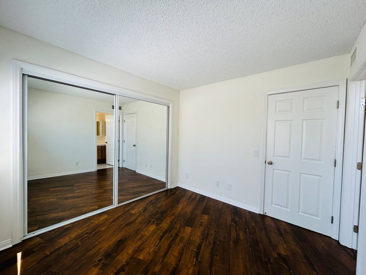 Apartment for rent at 10520 National Blvd, Los Angeles, CA 90034