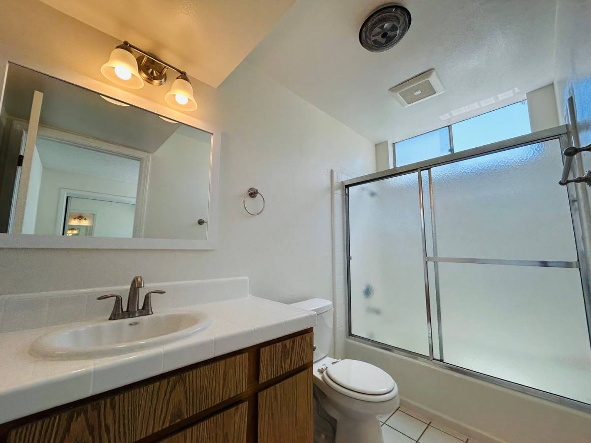 Apartment for rent at 10520 National Blvd, Los Angeles, CA 90034