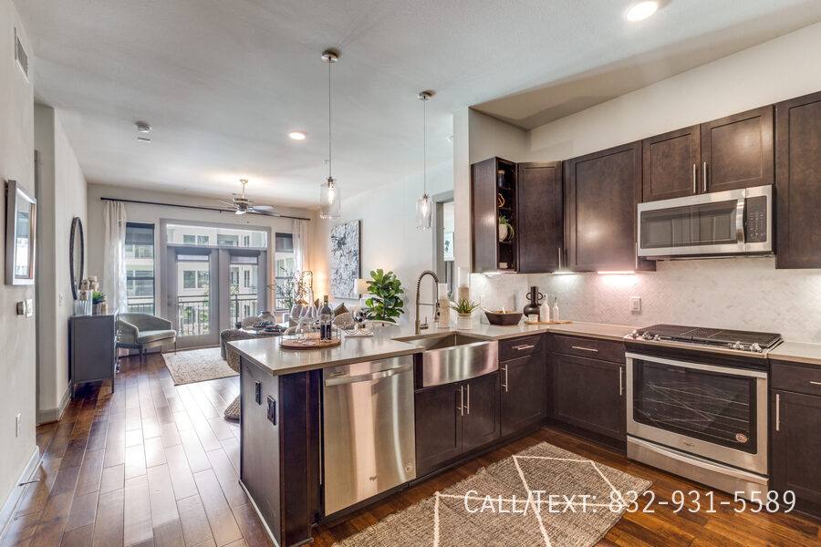 Apartment for rent at 5195 Hidalgo St #AL5, Houston, TX 77056