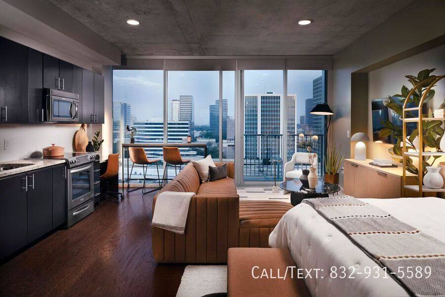 Apartment for rent at 2598 Willowick Rd #SHRO, Houston, TX 77027