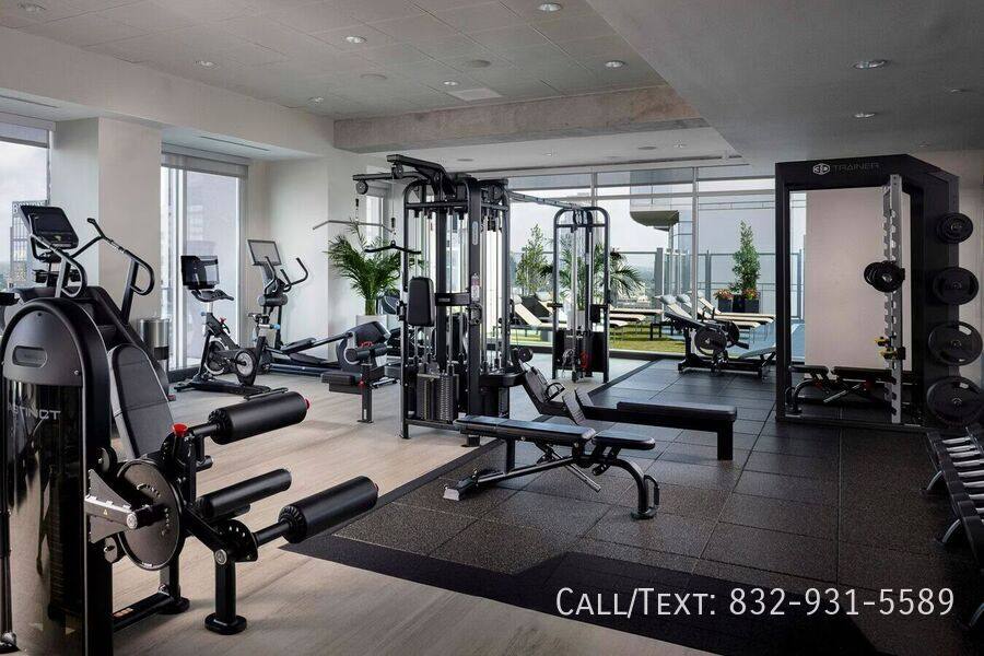 Apartment for rent at 2598 Willowick Rd #SHRO, Houston, TX 77027