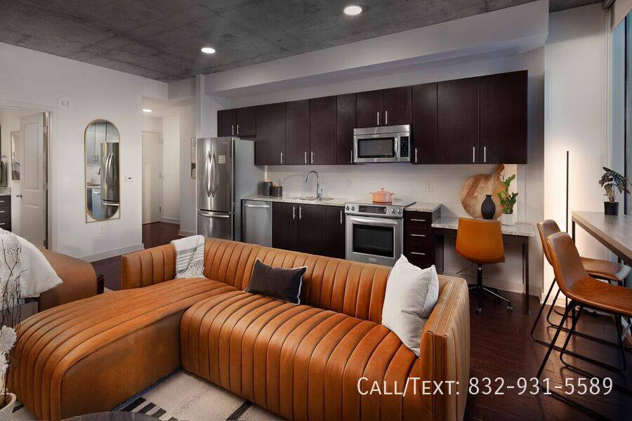 Apartment for rent at 2598 Willowick Rd #SHRO, Houston, TX 77027
