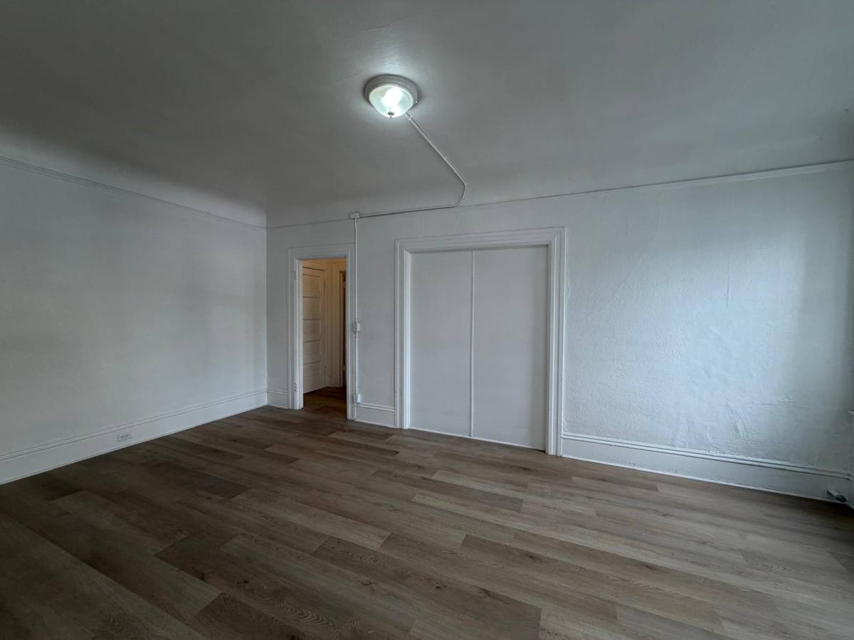 Apartment for rent at 2306 Waverly St #14, Oakland, CA 94612