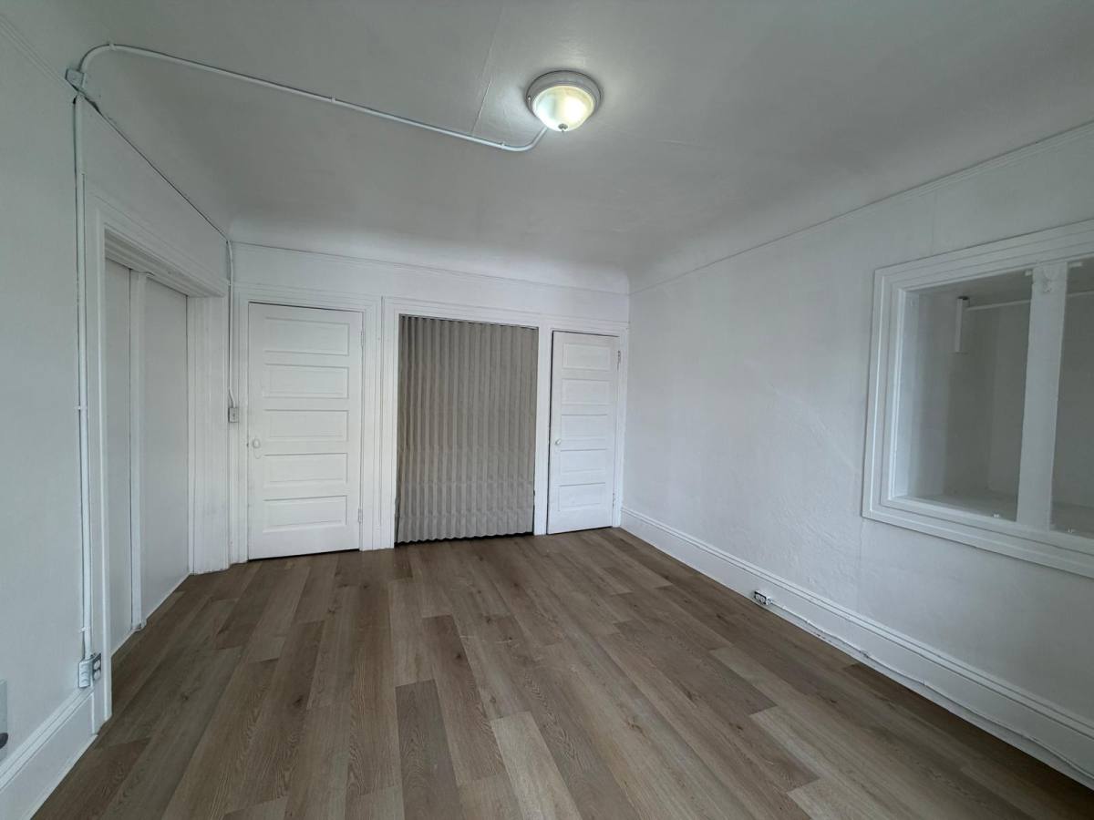 Apartment for rent at 2306 Waverly St #14, Oakland, CA 94612