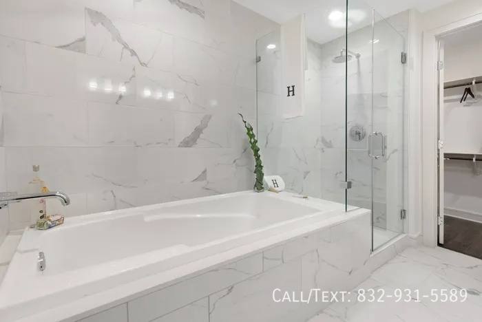 Apartment for rent at 1499 Woodhead St #HAP, Houston, TX 77019