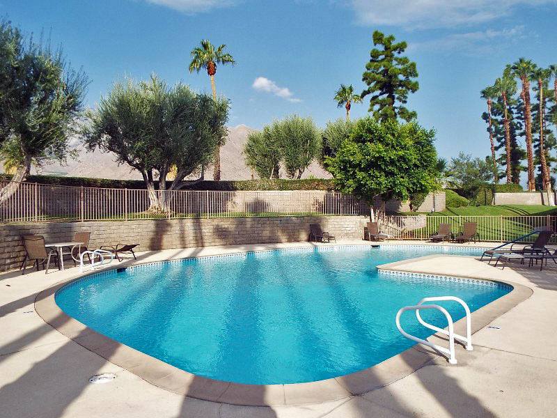 Condo for rent at 2875 N Los Felices Rd #209, Palm Springs, CA 92262