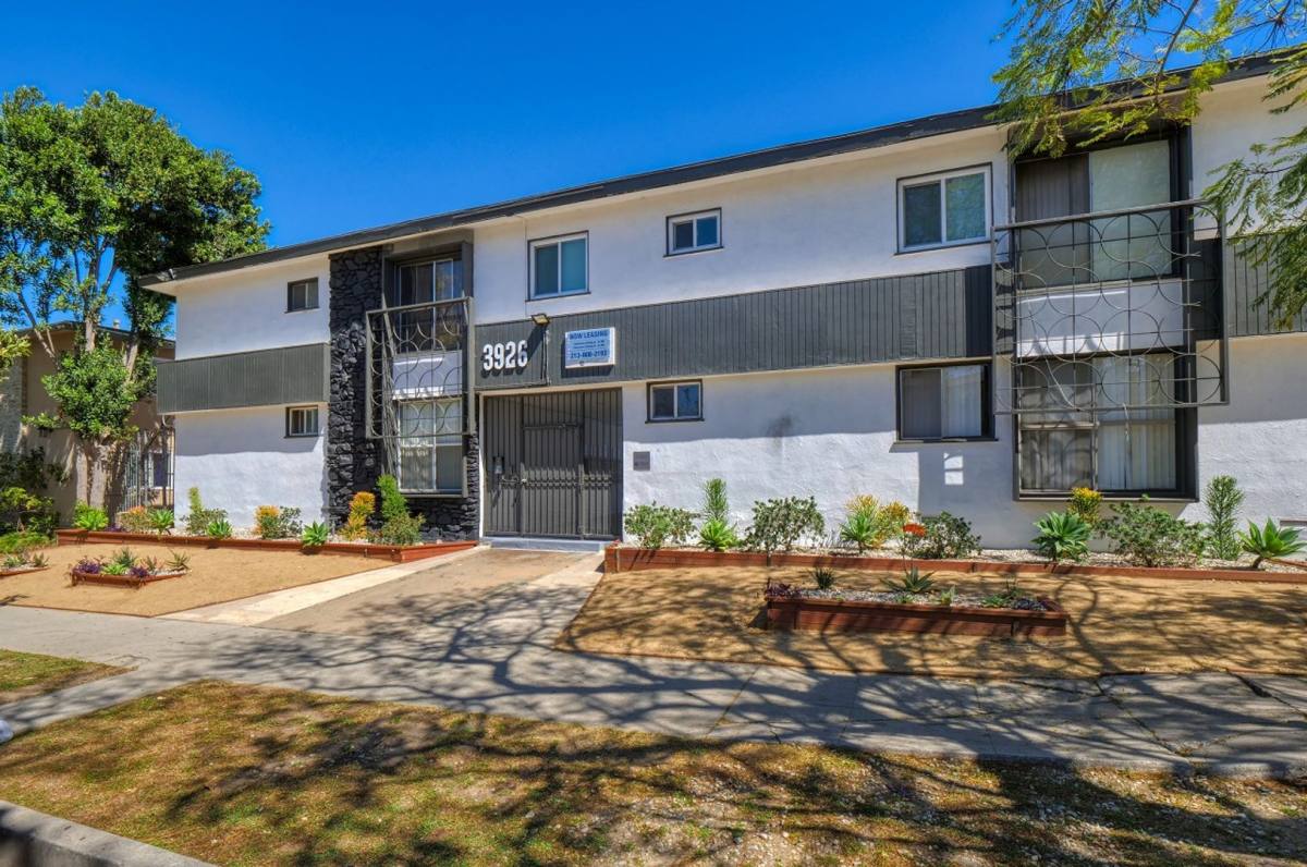 Apartment for rent at 3926 Gibraltar Ave, Los Angeles, CA 90008