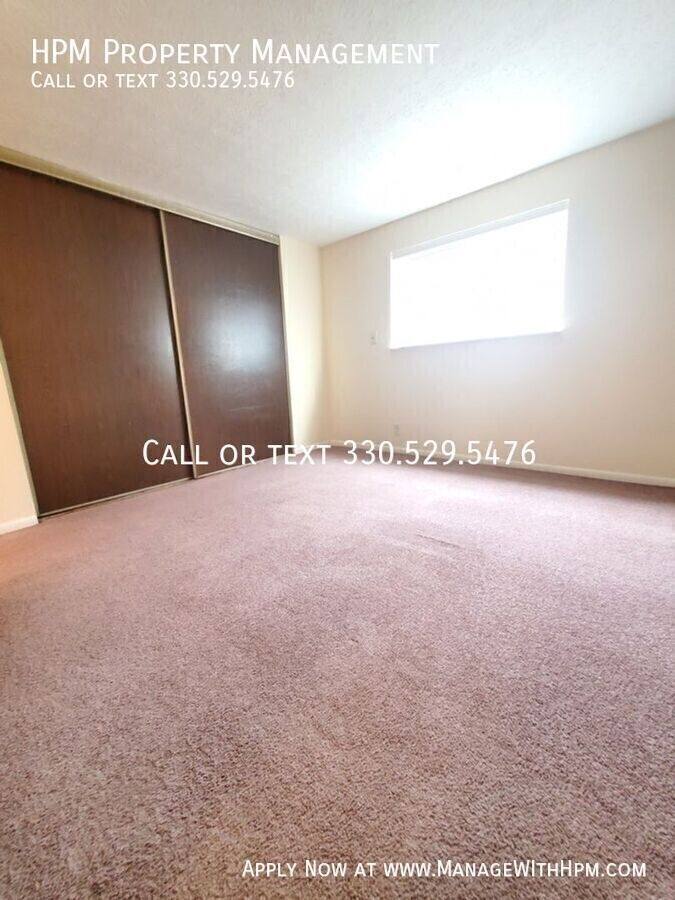Apartment for rent at 591 E Buchtel Ave, Akron, OH 44304
