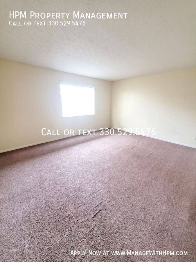 Apartment for rent at 591 E Buchtel Ave, Akron, OH 44304