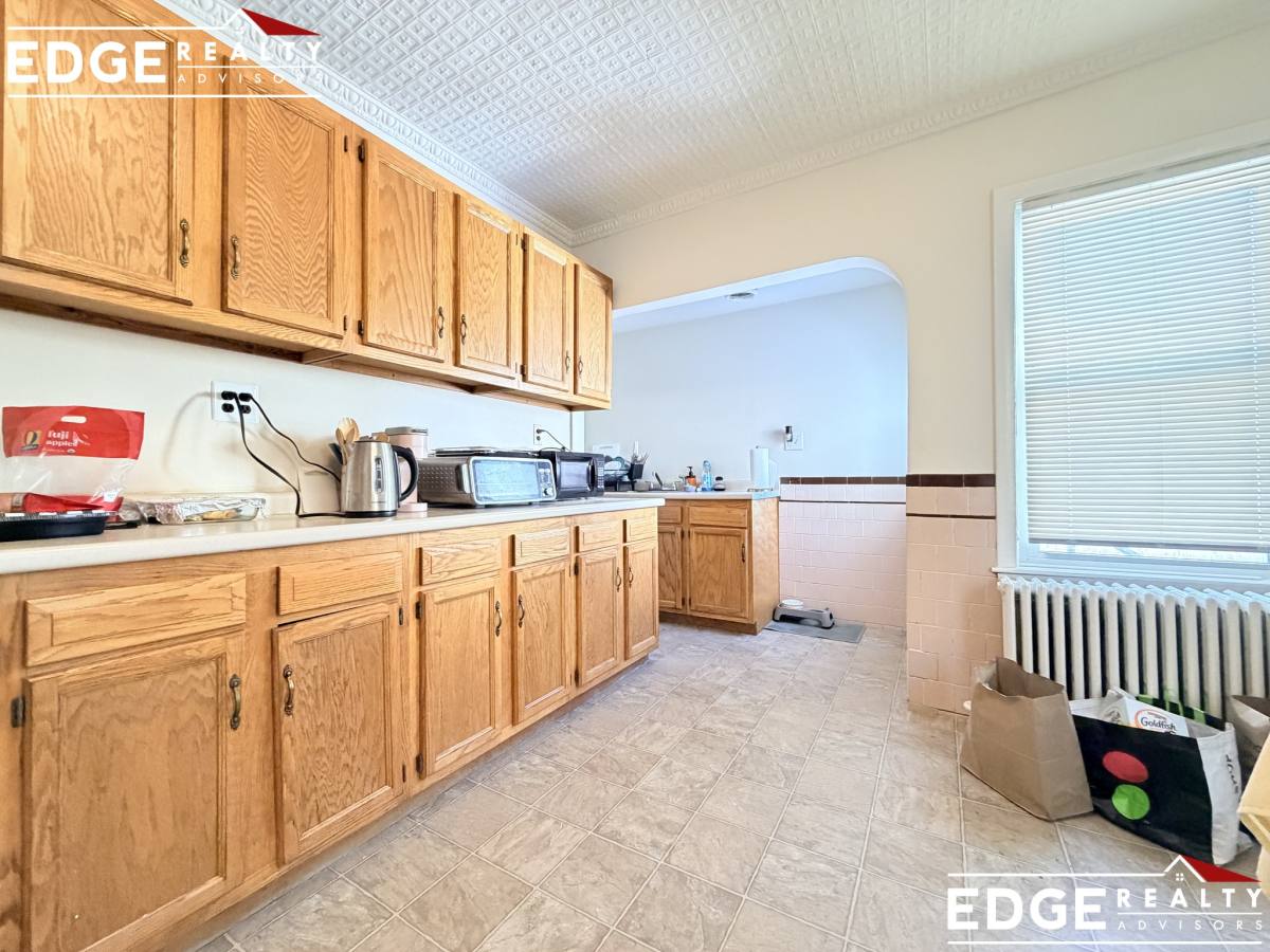 Apartment for rent at 33 Winship Place, Brighton, MA 02135