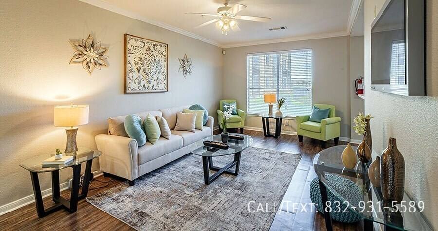 Apartment for rent at 1901 Forest Oaks Dr #CAA, Houston, TX 77017