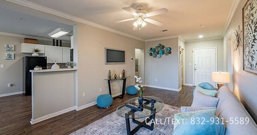 Apartment for rent at 1901 Forest Oaks Dr #CAA, Houston, TX 77017