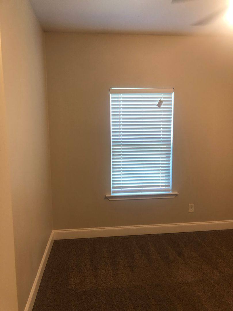 House for rent at 1012 E Oak St, Denton, TX 76205
