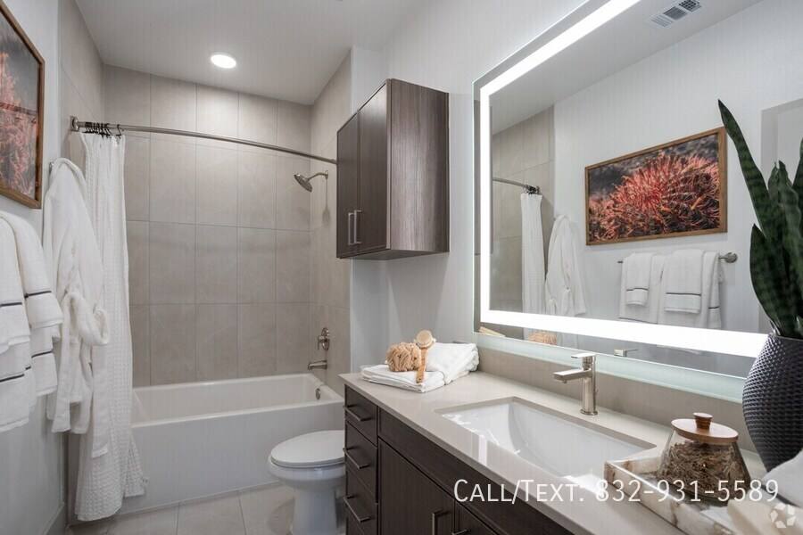 Apartment for rent at 6002 Westview Dr #ADD2, Houston, TX 77055