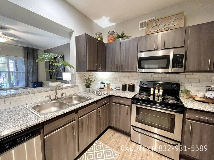Apartment for rent at 17972 Park Row Blvd #TABCS2, Houston, TX 77084