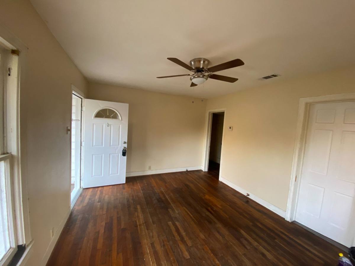 House for rent at 412 E State St, Groesbeck, TX 76642