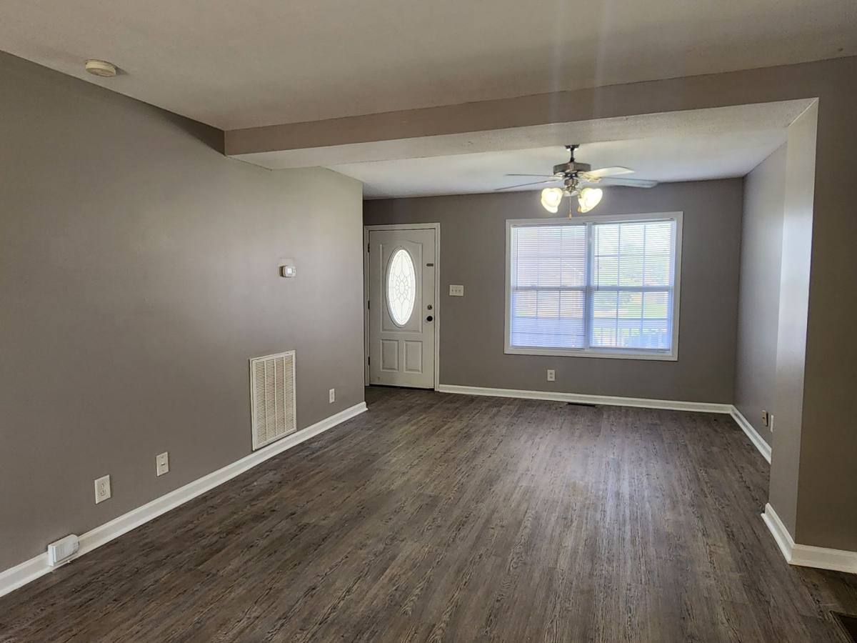 House for rent at 112 N Cavalcade Circle, Oak Grove, KY 42262