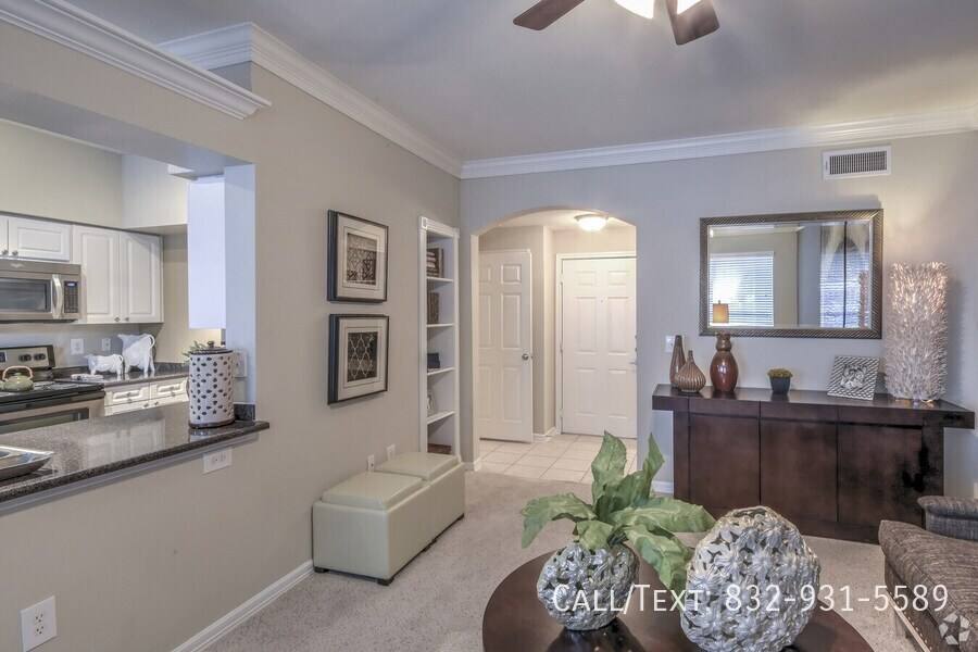 Apartment for rent at 4899 La Branch St #TPMD2, Houston, TX 77004