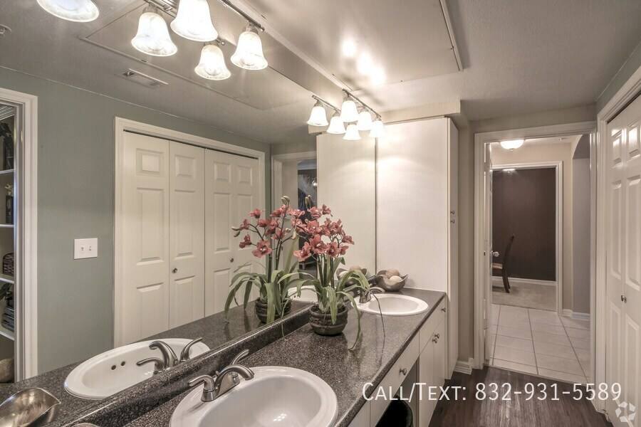 Apartment for rent at 4899 La Branch St #TPMD2, Houston, TX 77004