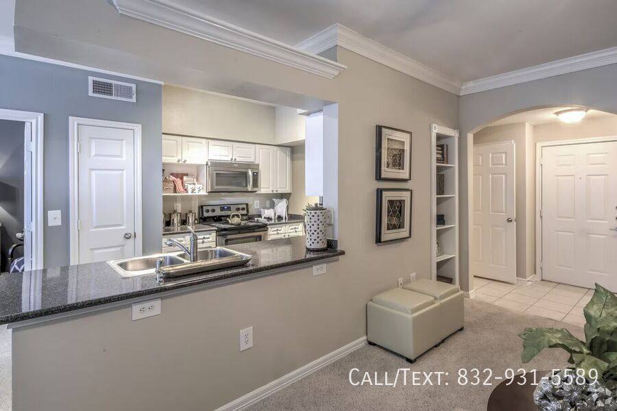 Apartment for rent at 4899 La Branch St #TPMD2, Houston, TX 77004