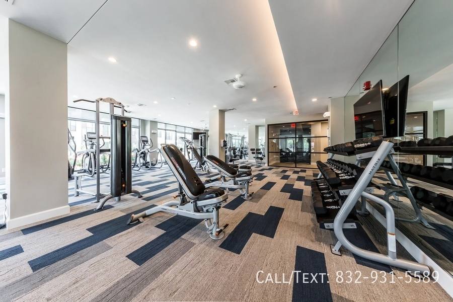 Apartment for rent at 3307 Weslayan St #M31, Houston, TX 77027