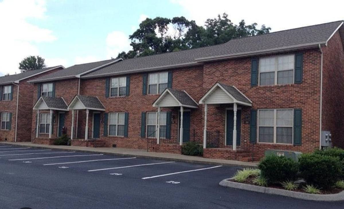 Townhouse for rent at 1747 Skyline Dr, Johnson City, TN 37604
