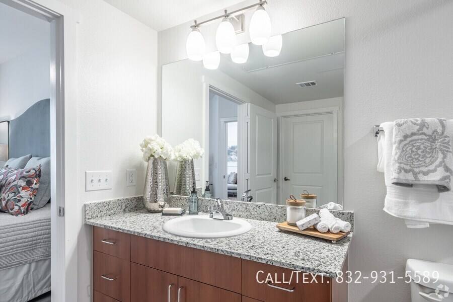 Apartment for rent at 5401 Allendale Rd #SLAG, Houston, TX 77017