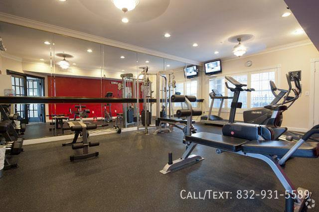 Apartment for rent at 8882 Westheimer Rd #RAEE3, Houston, TX 77063