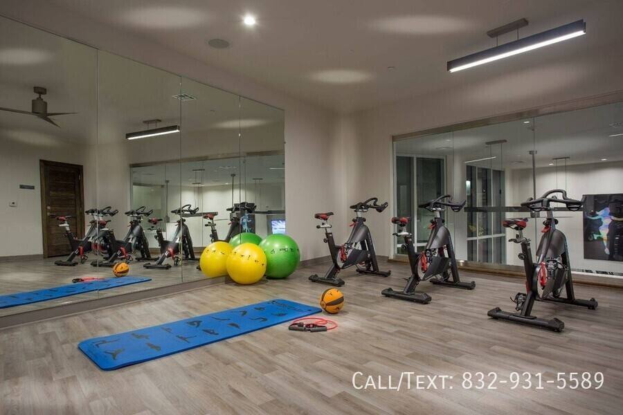 Apartment for rent at 1600 Whiteback Dr #GH3, Houston, TX 77084