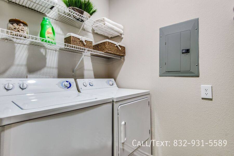 Apartment for rent at 12599 Briar Forest Dr #AOBF, Houston, TX 77077