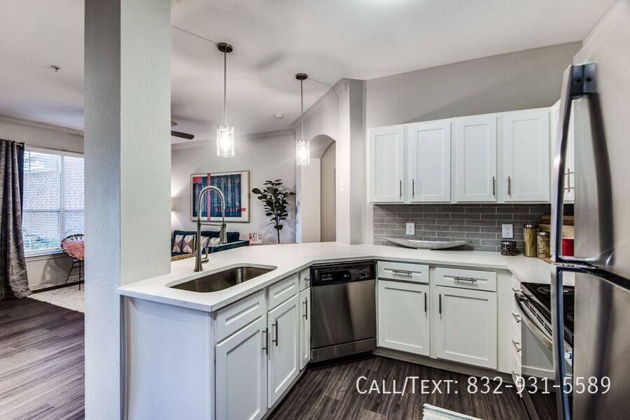 Apartment for rent at 12599 Briar Forest Dr #AOBF, Houston, TX 77077