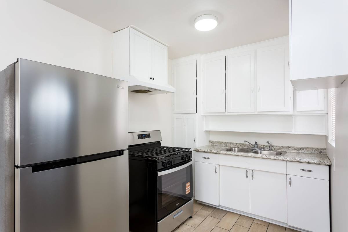 Apartment for rent at 3830 Kettner Blvd, San Diego, CA 92110