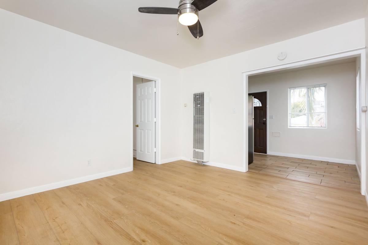 Apartment for rent at 3830 Kettner Blvd, San Diego, CA 92110
