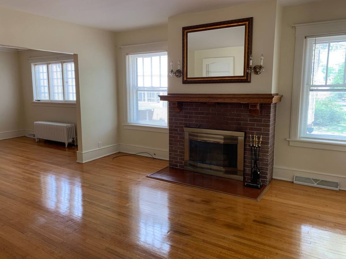 Apartment for rent at 417-419 E Canedy St, Springfield, IL 62703