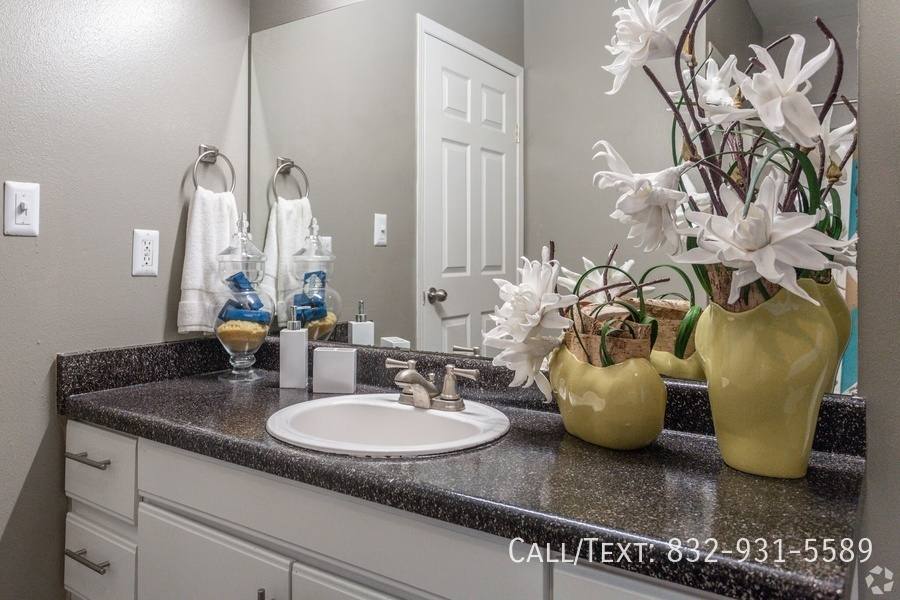 Apartment for rent at 5101 Martin Luther King Blvd #MO54, Houston, TX 77021