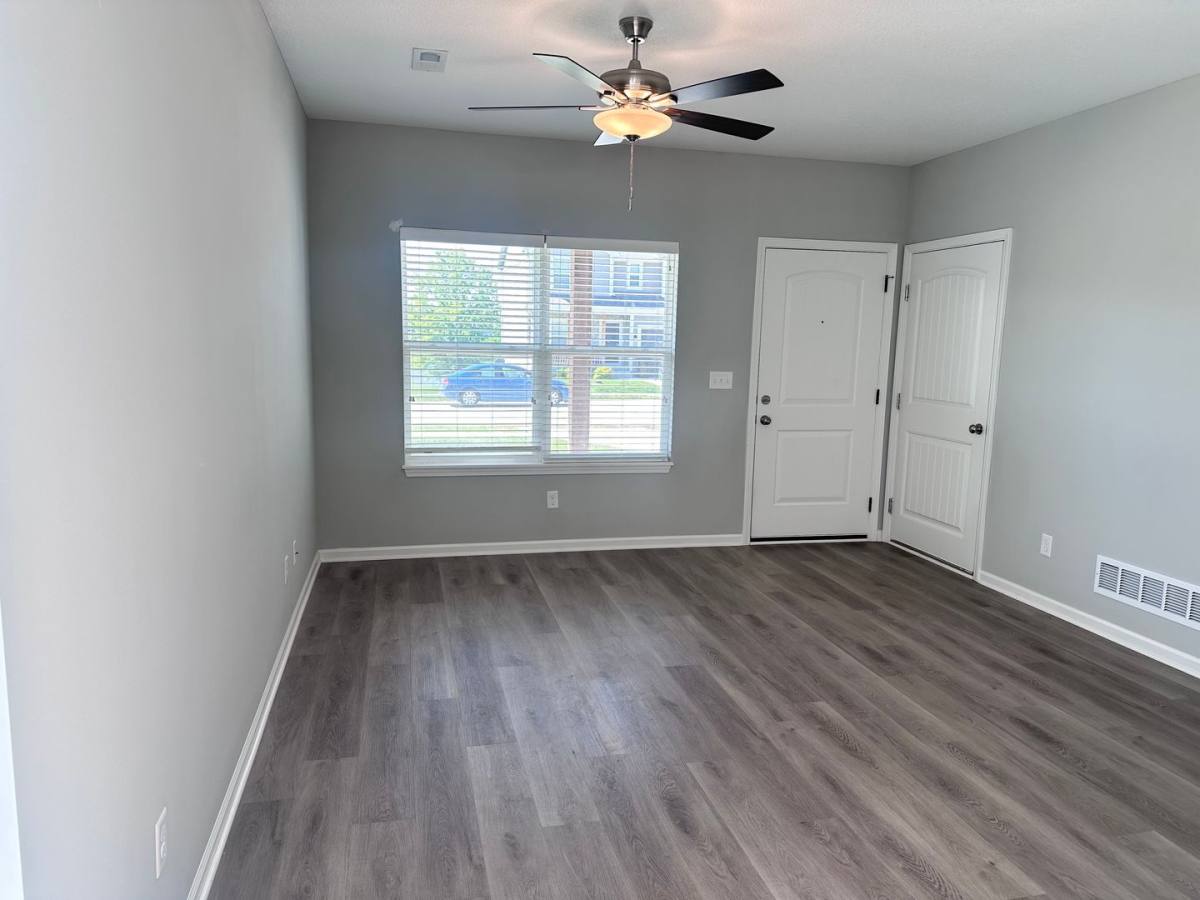 Townhouse for rent at 603 Pampas St, Pleasant Hill, MO 64080