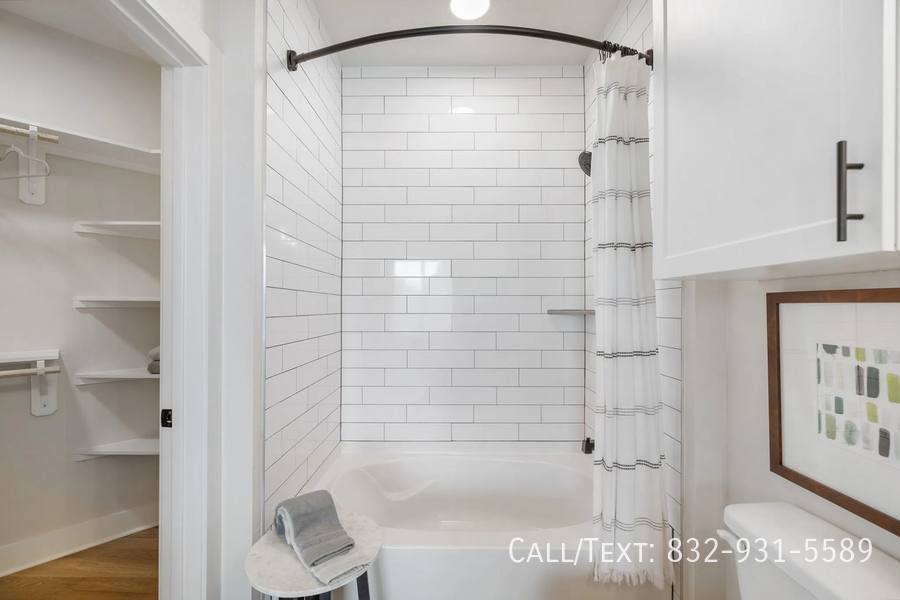 Apartment for rent at 5123 Harlem Rd #EHG2, Richmond, TX 77407
