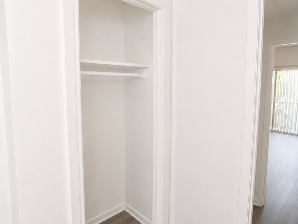 Apartment for rent at 14805 Magnolia Blvd, Sherman Oaks, CA 91403